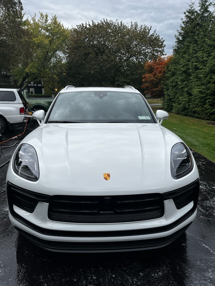Porsche Macan front view